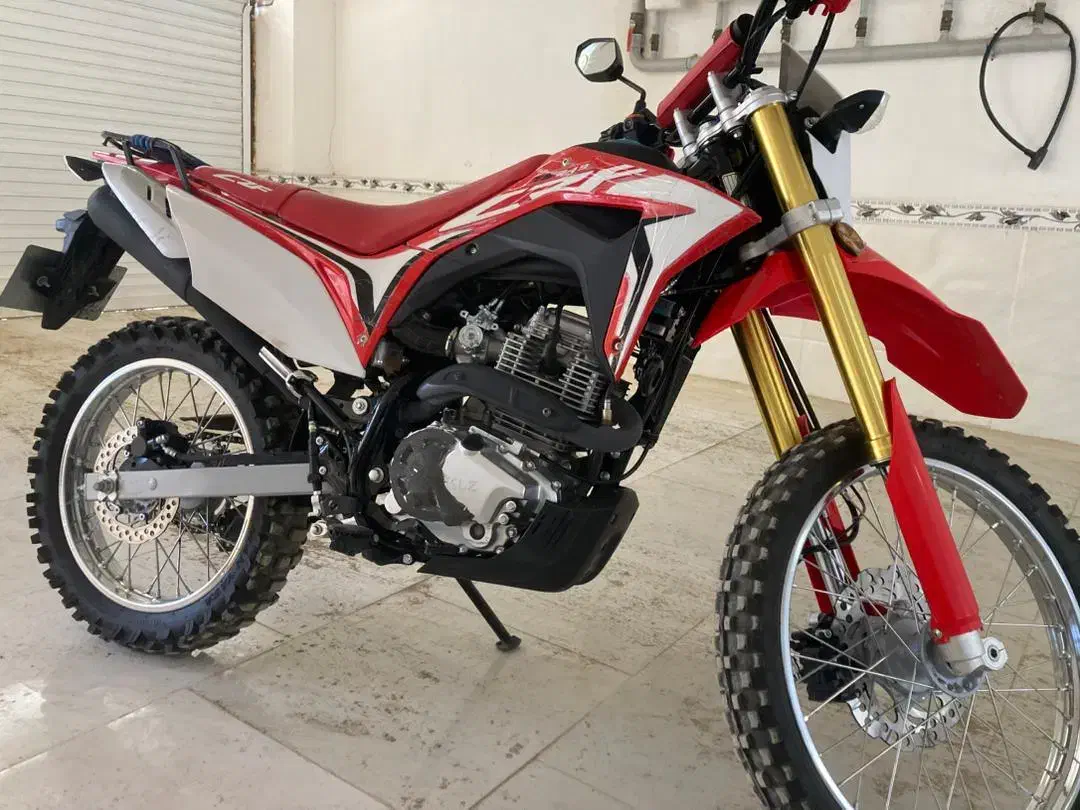 تریل توسن۲۵۰|موتورسیکلت|طارم (زنجان), |دیوار