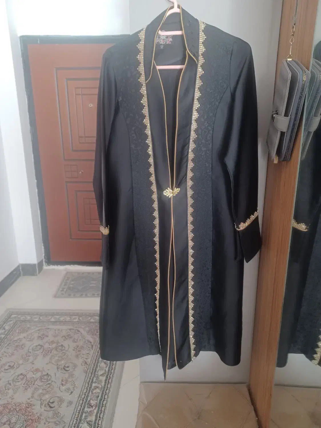 مانتو مجلسی|لباس|شهر بابک, |دیوار