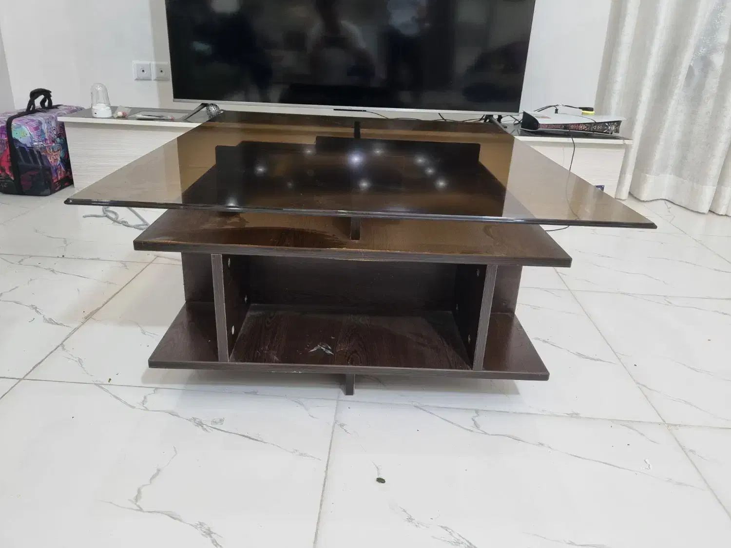 میز جلو مبلی ام دی اف|مبلمان خانگی و میز عسلی|رشت, نظری|دیوار