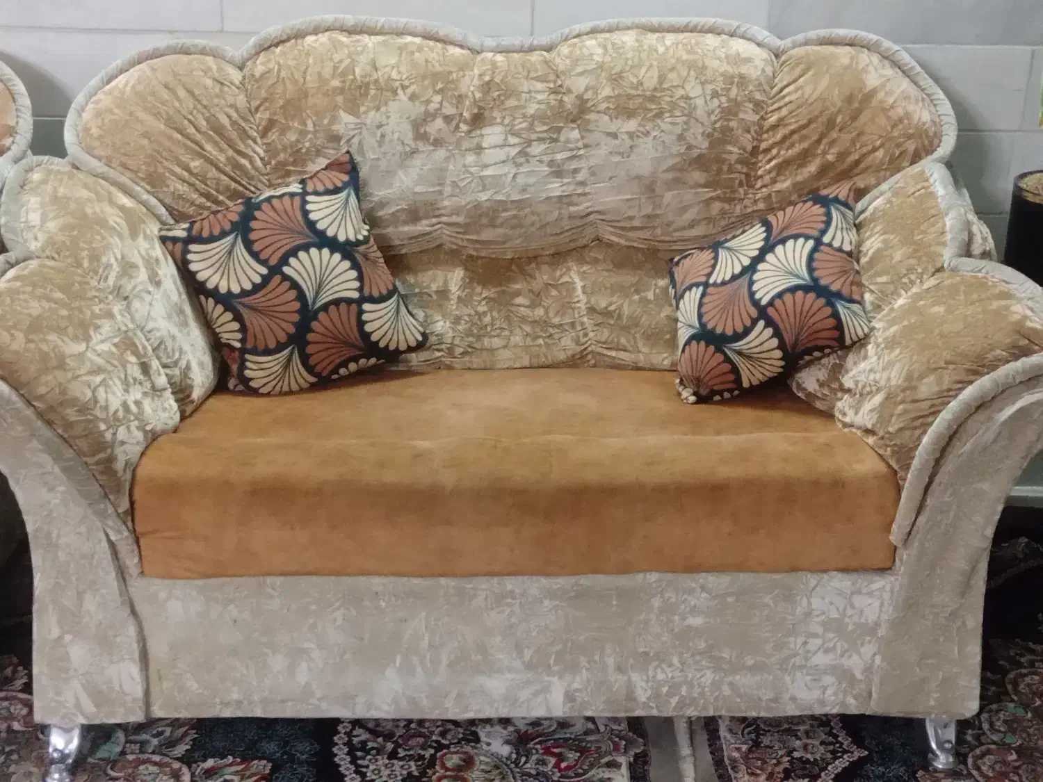 همراه میز عسلی|مبلمان خانگی و میز عسلی|دلیجان, |دیوار