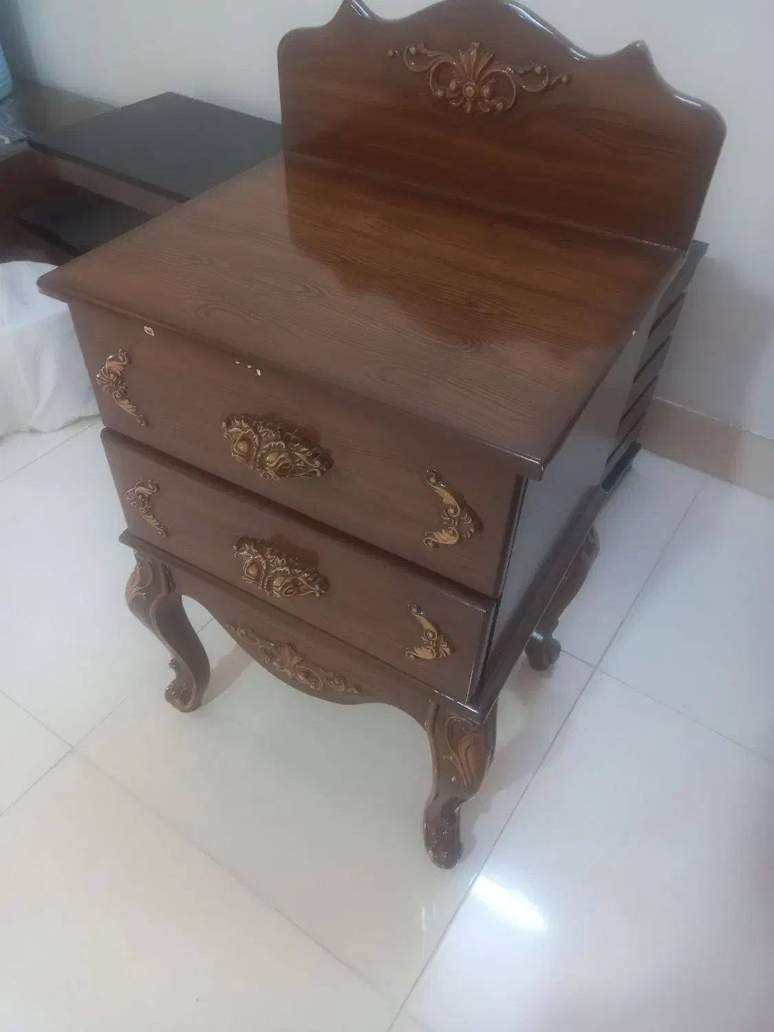 میز تلفن|میز تلفن|نیشابور, گنبد سبز|دیوار