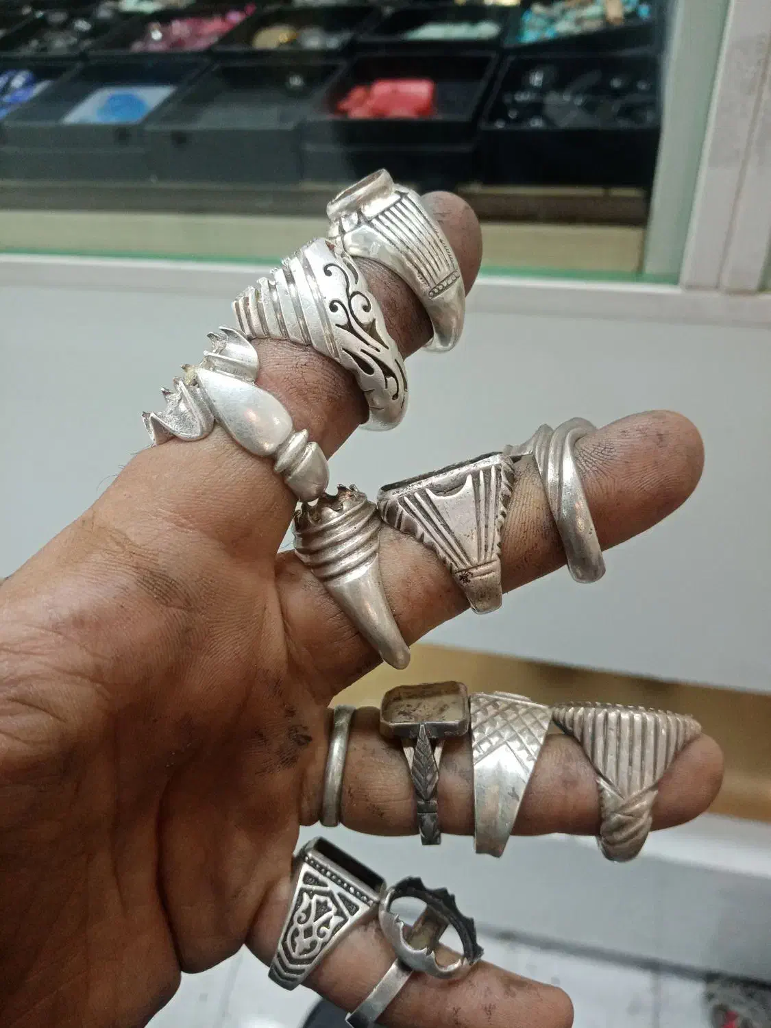 انگشتر نقره 925 با فاکتور از مغازه دار میخرید|جواهرات|شیراز, گود عربان|دیوار
