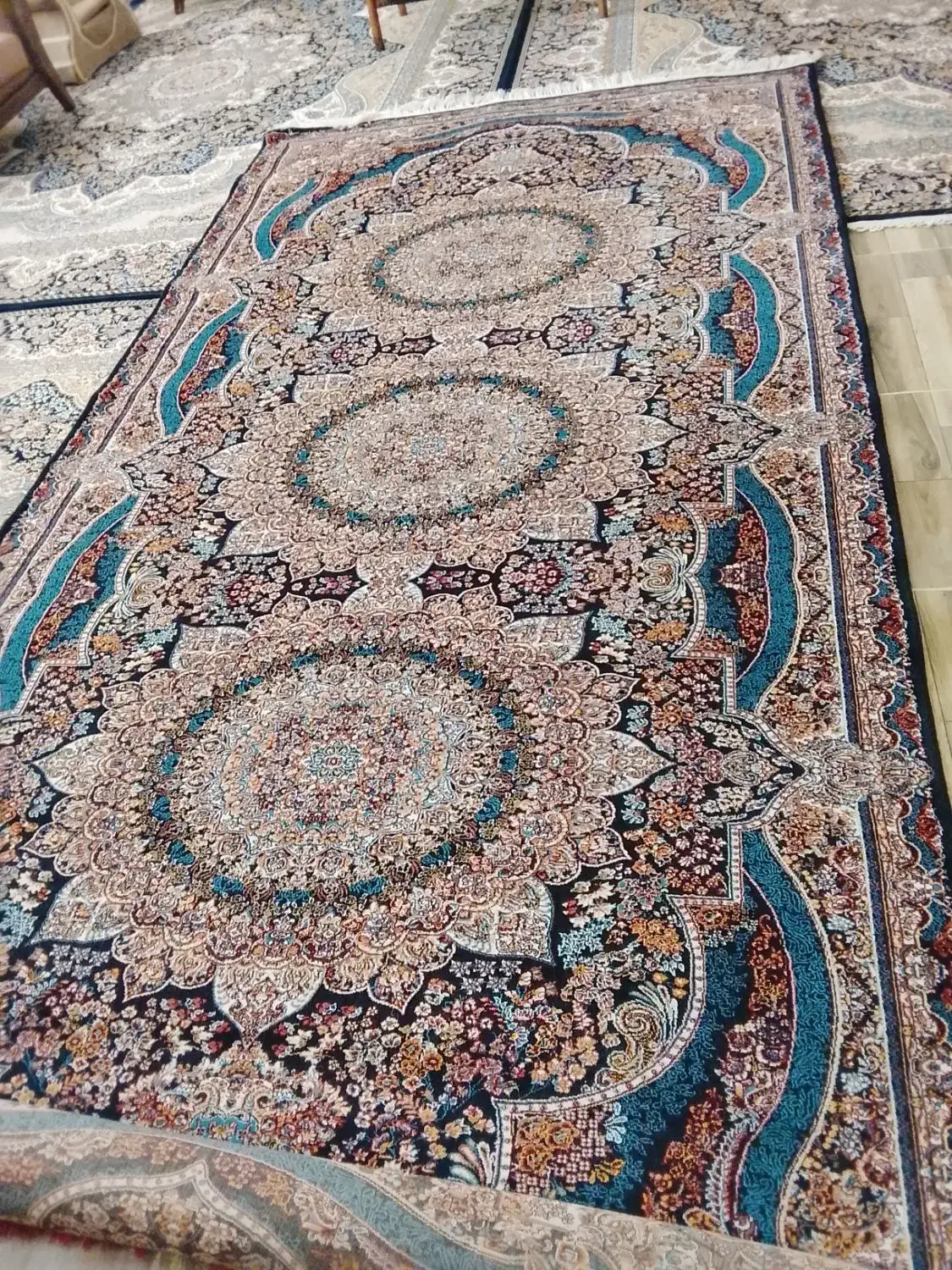 فرش ۲در۴متر|فرش|الیگودرز, |دیوار