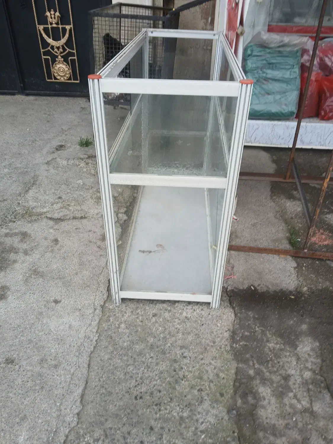 ویترین|فروشگاه و مغازه|بندر انزلی, پردیس|دیوار