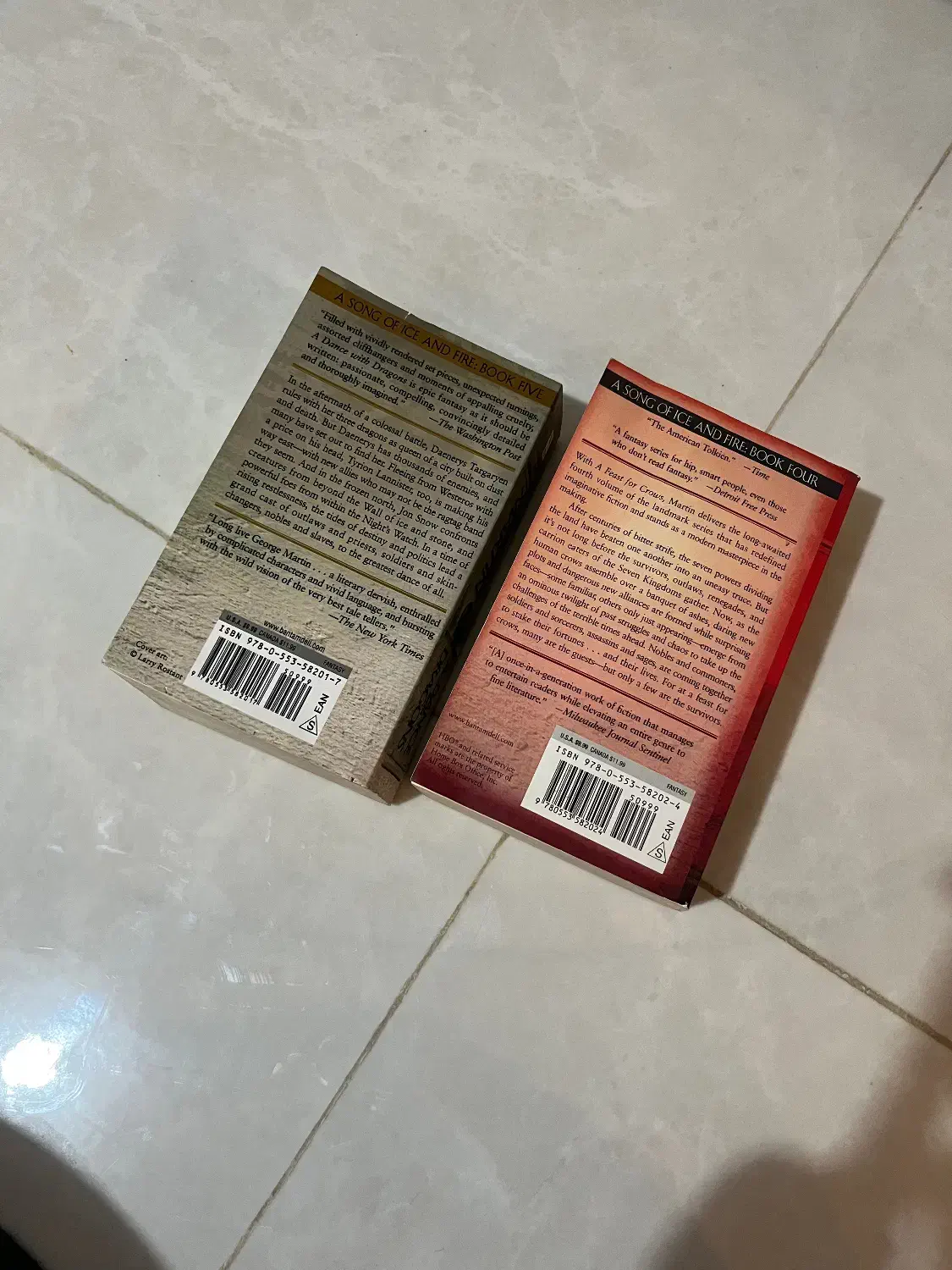 کتاب زبان اصلی گیم او ترونز بازی تاج و تخت|کتاب و مجله ادبی|تهران, شارق|دیوار