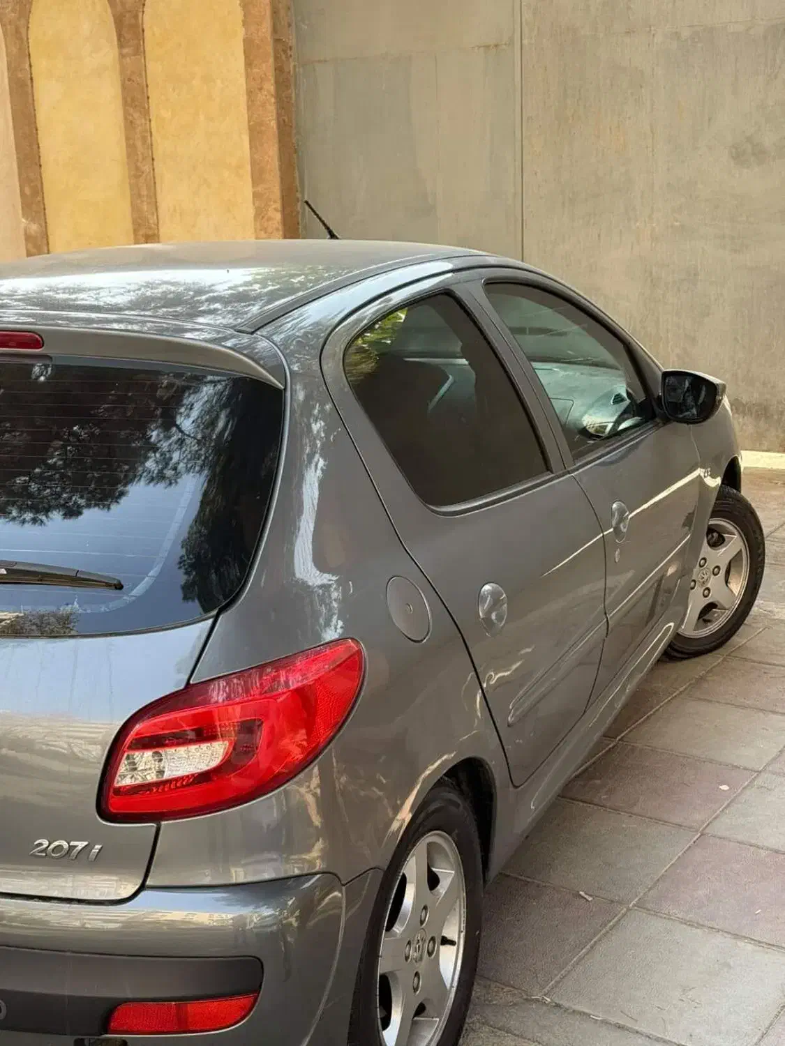 ۲۰۷ مدل ۹۶|خودرو سواری و وانت|قدس, شهر‌قدس|دیوار