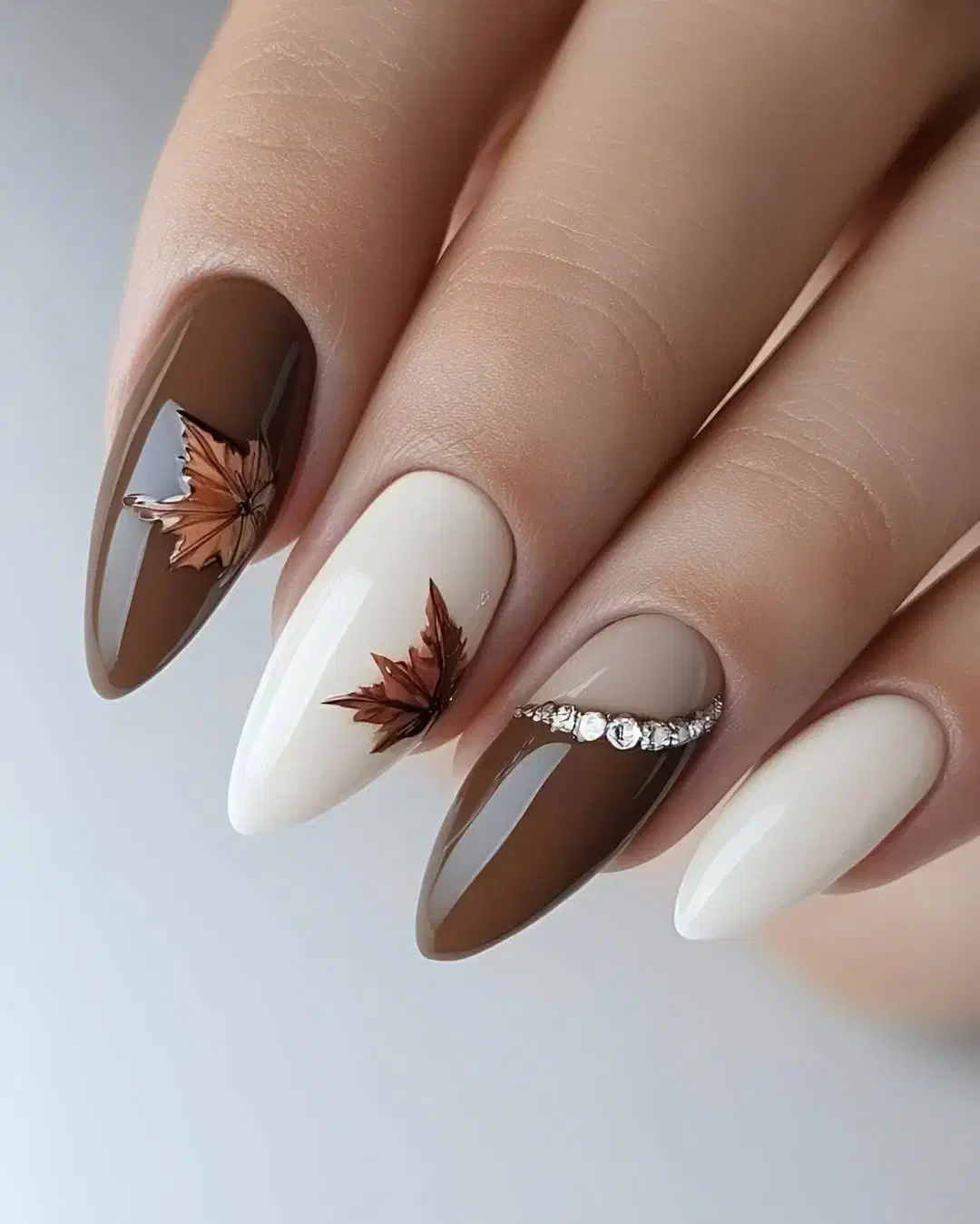 کاشت ناخن|خدمات آرایشگری و زیبایی|بندرعباس, |دیوار