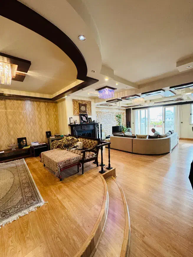 تاج محل ۲۲۰متری/منظریه/فوری قابل تهاتر|فروش آپارتمان|رشت, منظریه|دیوار