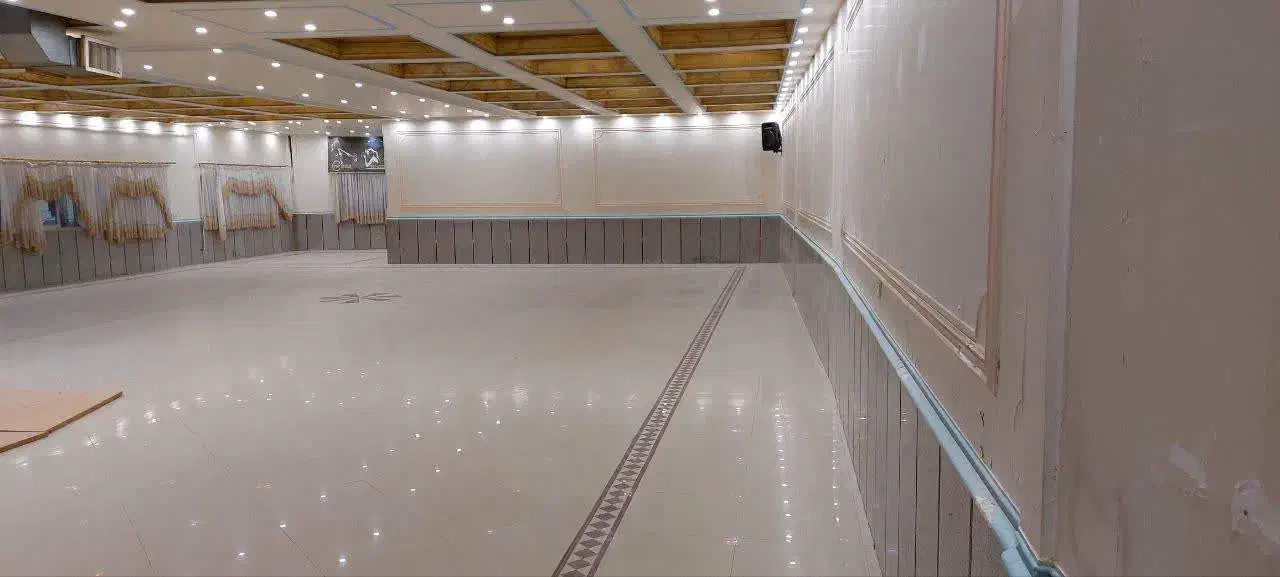 رهن و اجاره سالن پاساژ ولیعصر(عج)|اجارهٔ دفتر کار، اتاق اداری، مطب|نورآباد, |دیوار