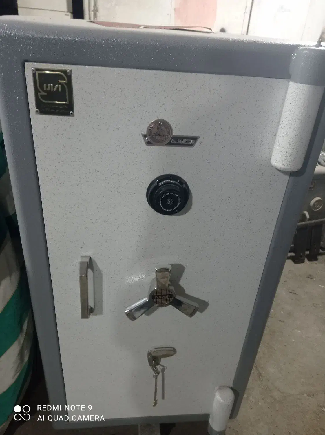 گاو صندوق 750اس|ابزارآلات|قدس, شهر‌قدس|دیوار