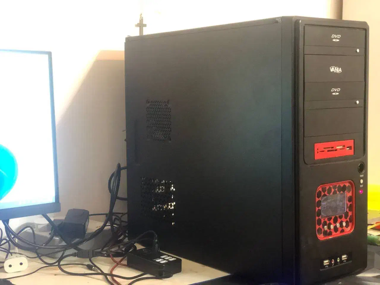 کیس کاملا سالم i5 6600 رم ۸ بدون گرافیک مجزا|رایانه رومیزی|سراب, |دیوار