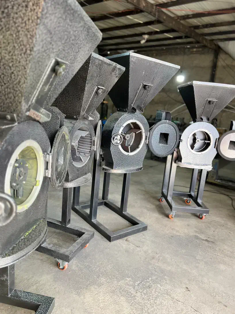 دستگاه اسیاب صنعتی/سنگ معدن/نمک ادویه|ماشین‌آلات صنعتی|کرج, اسدآباد|دیوار