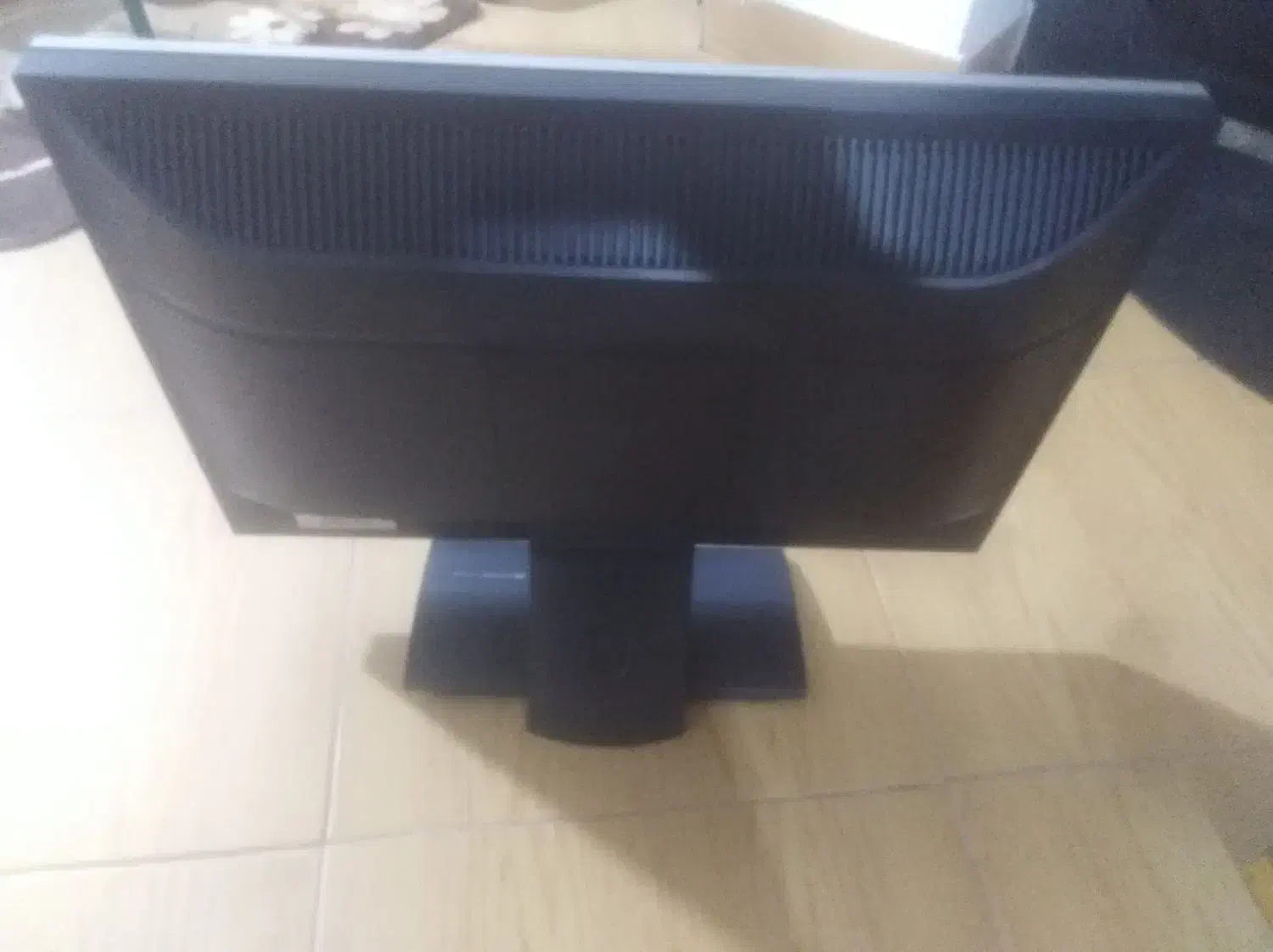 مانیتور 22 اینچ BenQ|قطعات و لوازم جانبی رایانه|رشت, معلم|دیوار