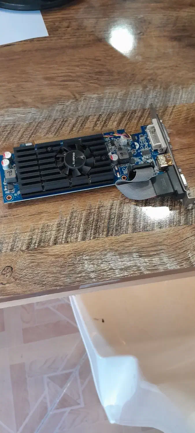 کارت گرافیک ۱ گیگ|قطعات و لوازم جانبی رایانه|مشهد, شهرآرا|دیوار