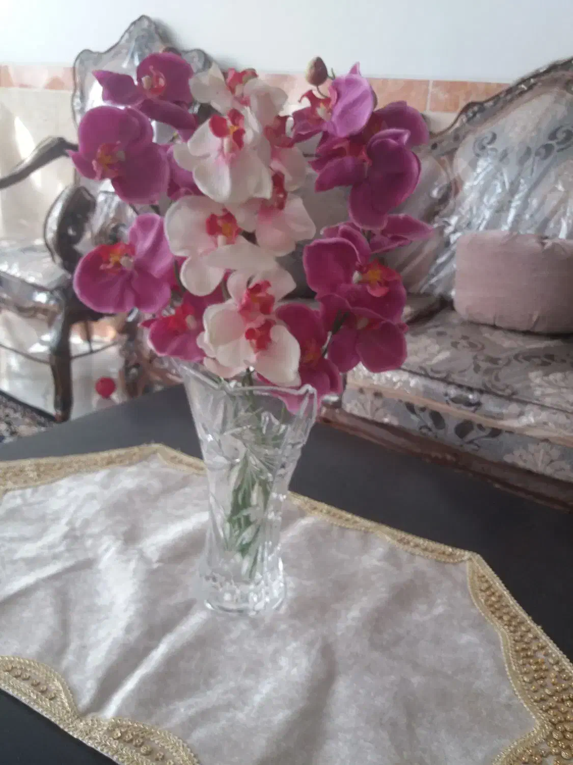 سه شاخه گل ۳۰۰۰۰۰|گل مصنوعی|همدان, |دیوار