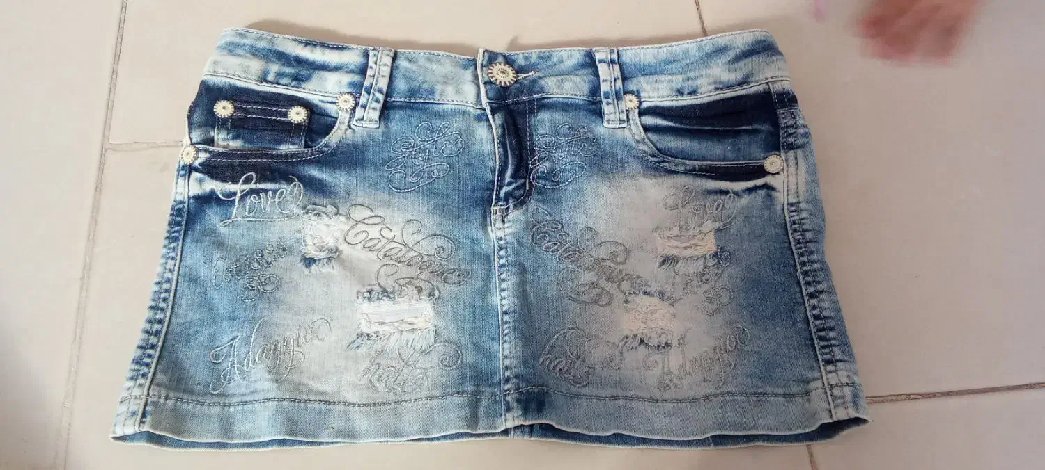 دامن|لباس|بیرجند, |دیوار