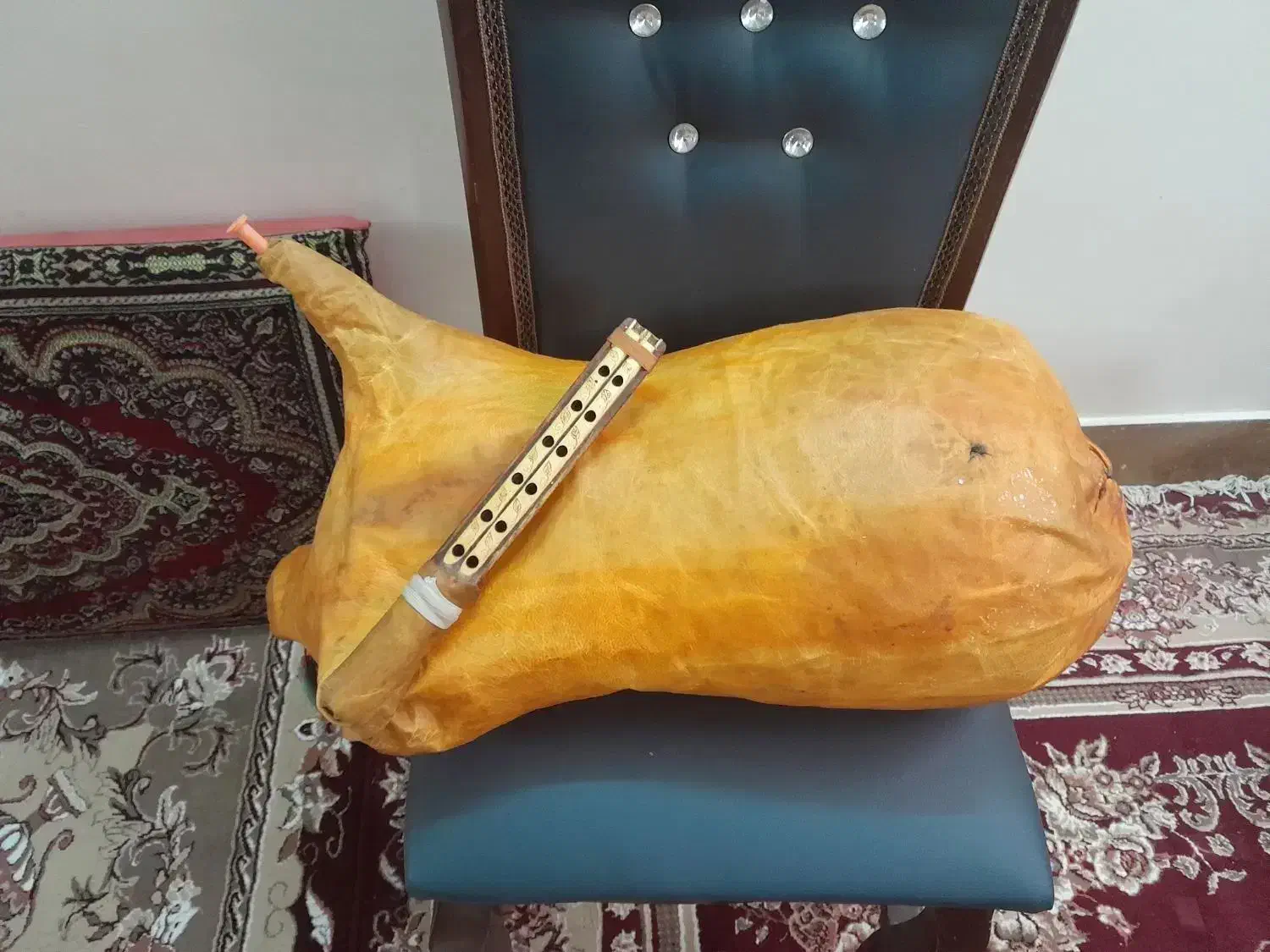 دستگاه نی انبان سالم|سازهای سنتی|کازرون, |دیوار