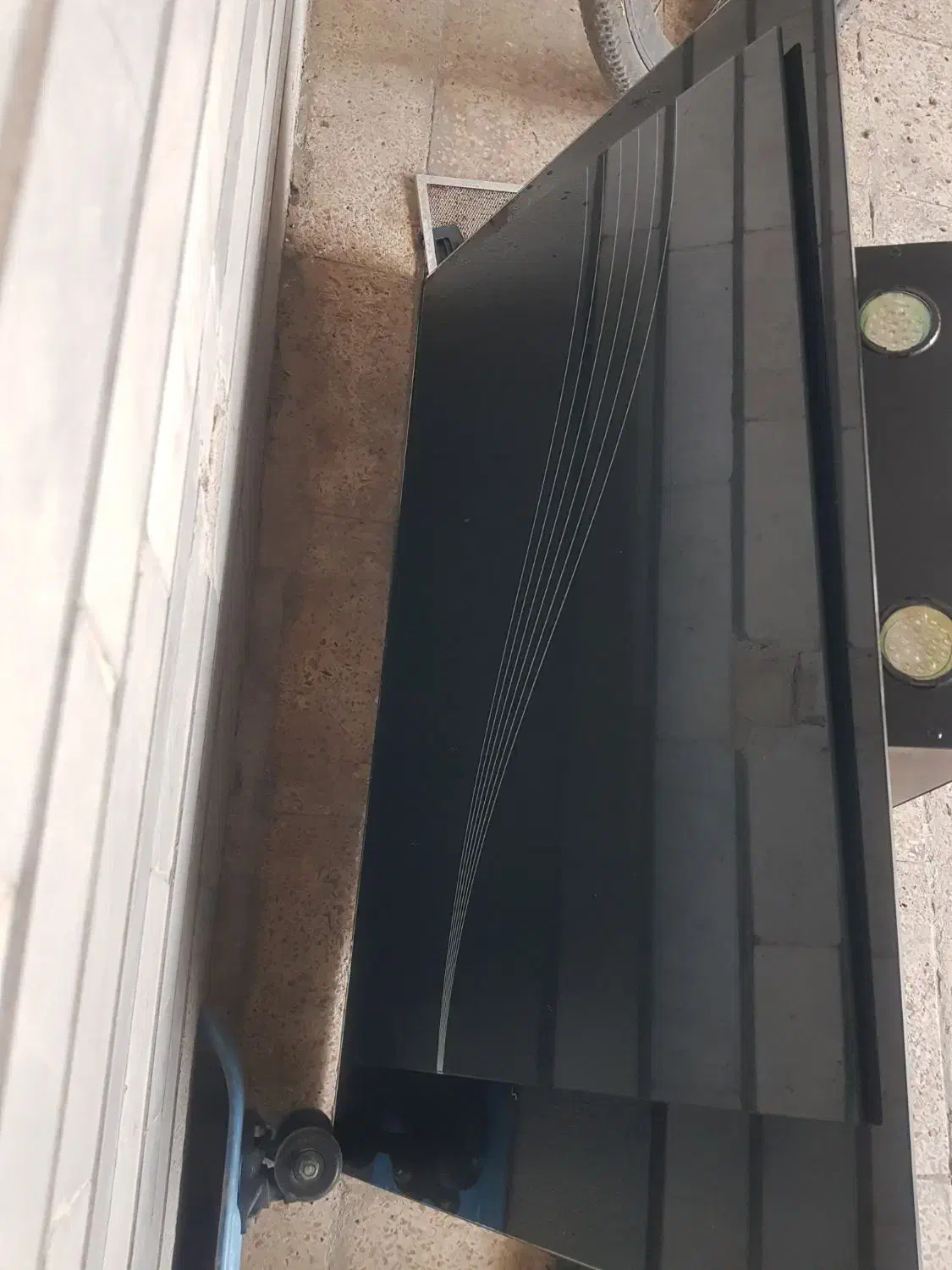 هود برقی|هود|اهواز, یوسفی|دیوار