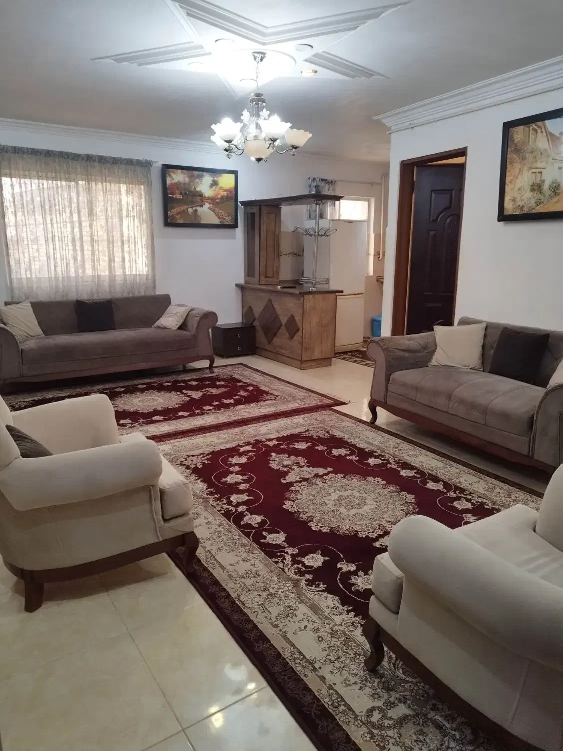 واحد دو خوابه کامل دربست پارکینگ و بخاری روشن|اجارهٔ کوتاه‌مدت آپارتمان و سوئیت|رشت, پیرکلاچای|دیوار