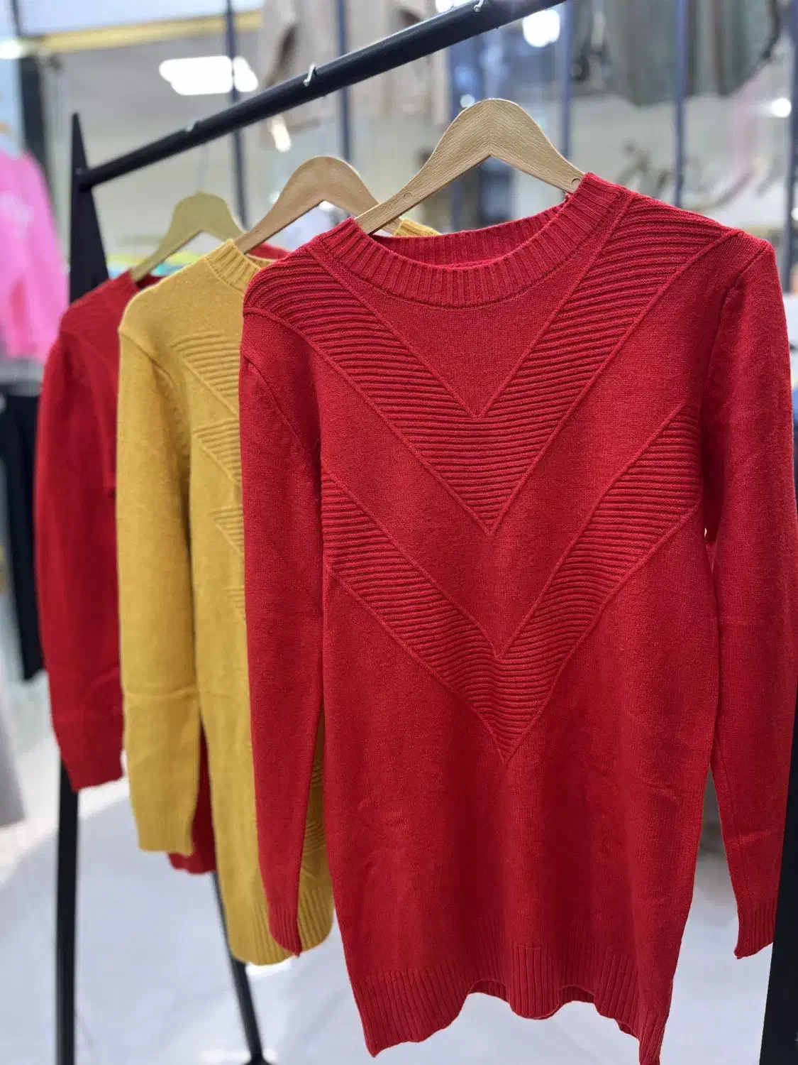 بافت و دورس دخترانه|لباس|تالش, هشتپر|دیوار