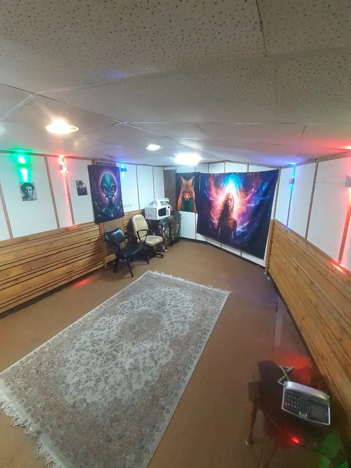 اجاره روزانه دفترتولید محتوا پلاتو تمرین و...|اجارهٔ کوتاه‌مدت دفتر کار و فضای آموزشی|تهران, بلورسازی|دیوار