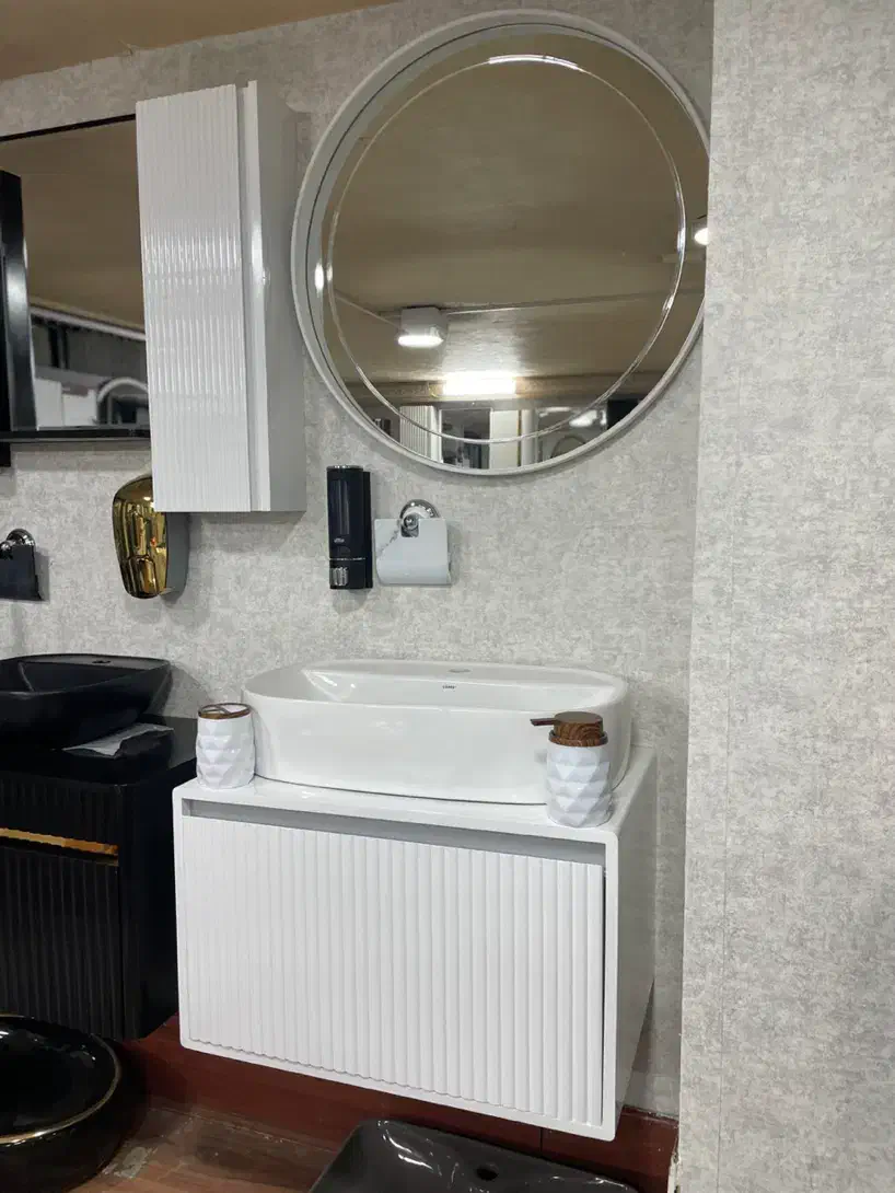 روشویی لاکچری با اینه سوپر کلیر موجودی تک|لوازم سرویس بهداشتی|شیراز, فرهنگ شهر|دیوار