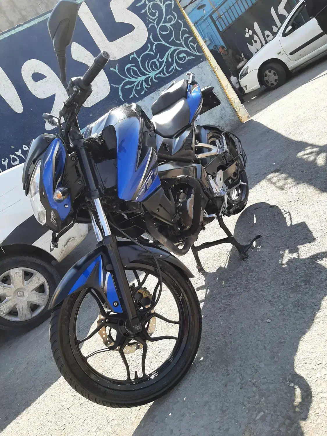 NS 150|موتورسیکلت|قم, انسجام|دیوار