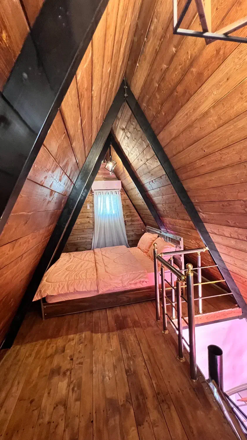 اجاره کلبه تک خواب با دو خواب دو قلو|اجارهٔ کوتاهمدت ویلا و باغ|چالوس, |دیوار