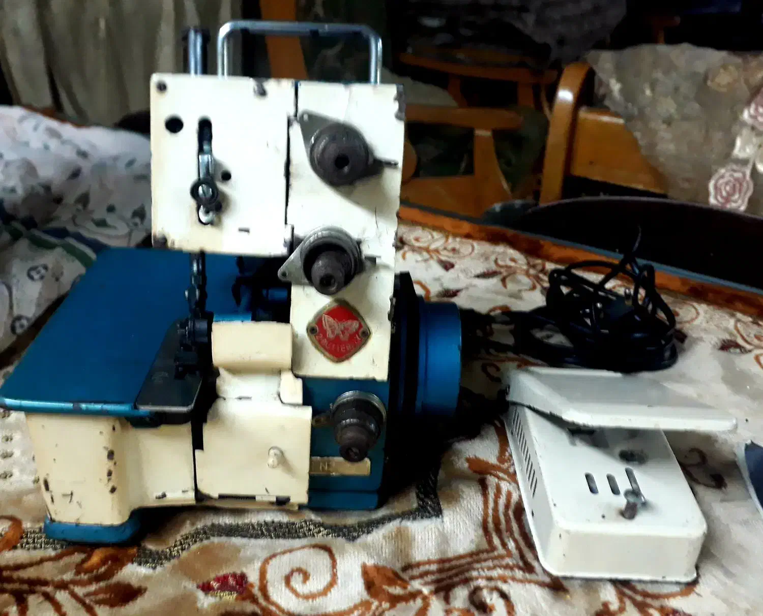 سردوز|چرخ خیاطی و ریسندگی|رشت, جانبازان|دیوار