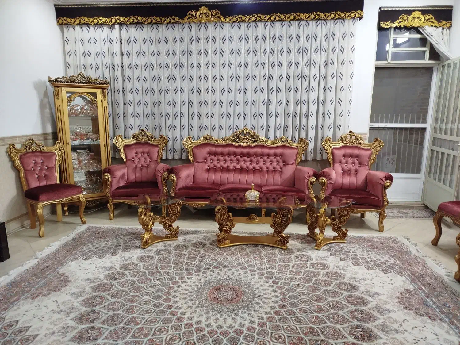 مبل سلطنتی|مبلمان خانگی و میز عسلی|یزد, |دیوار