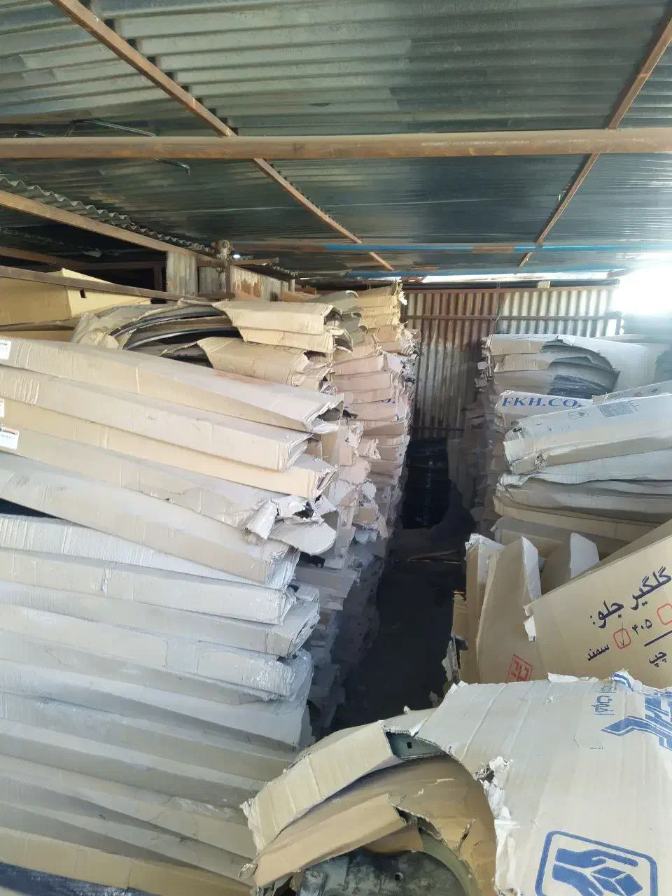 گلگیر کاپوت خام و رنگی ۲۰۶ تیبا پراید پژو ۴۰۵ پارس|قطعات یدکی و لوازم جانبی|تهران, شوش (باغ آذری)|دیوار