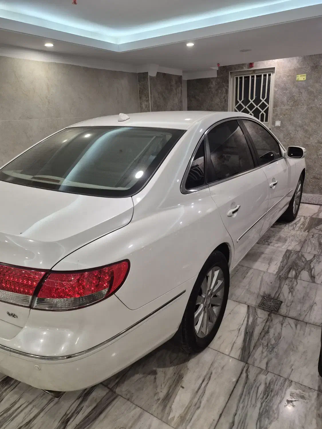 ازرا ۲۰۰۹|خودرو سواری و وانت|تهران, گیشا|دیوار