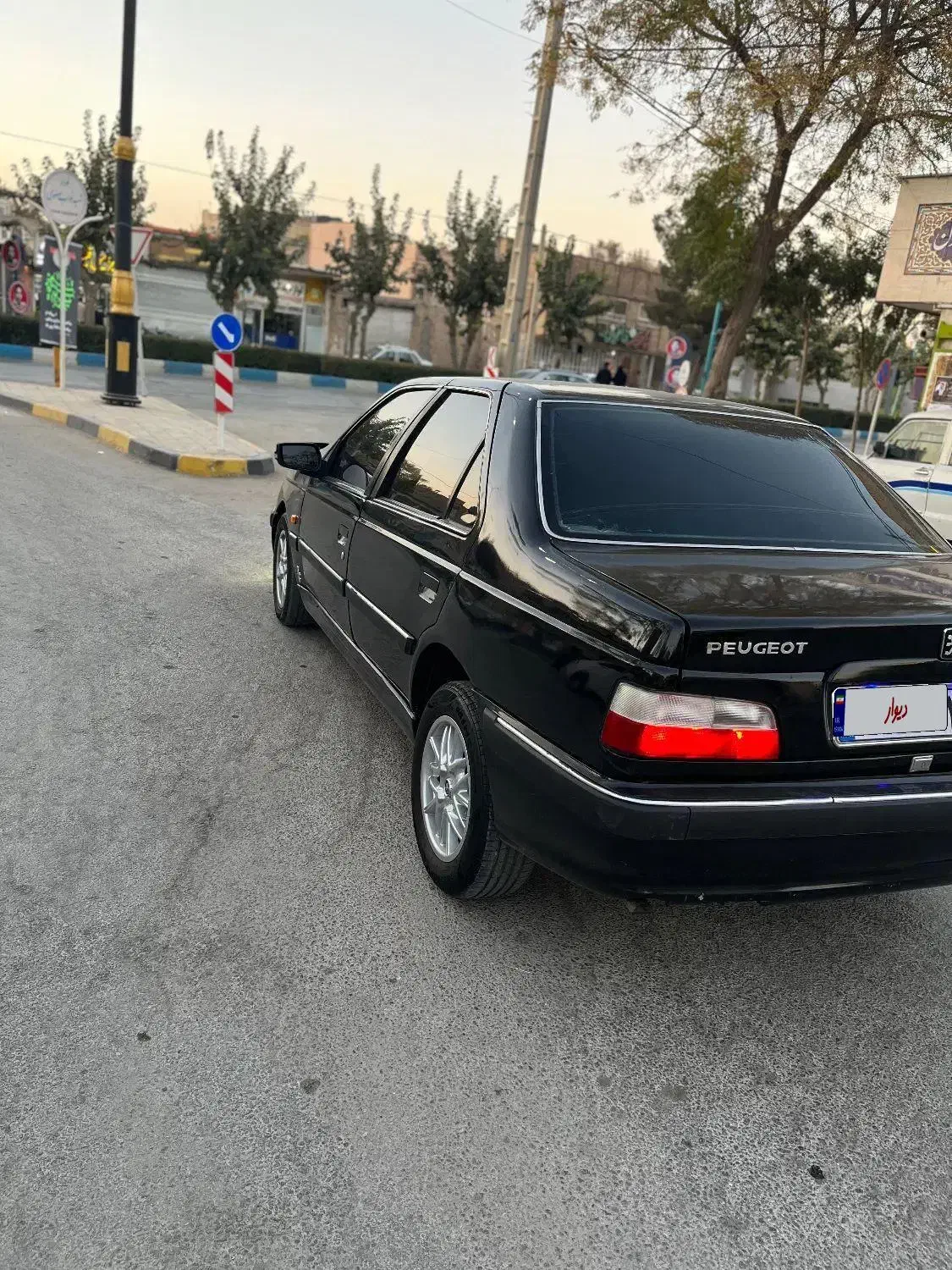 پژو پارس|خودرو سواری و وانت|خمینیشهر, |دیوار