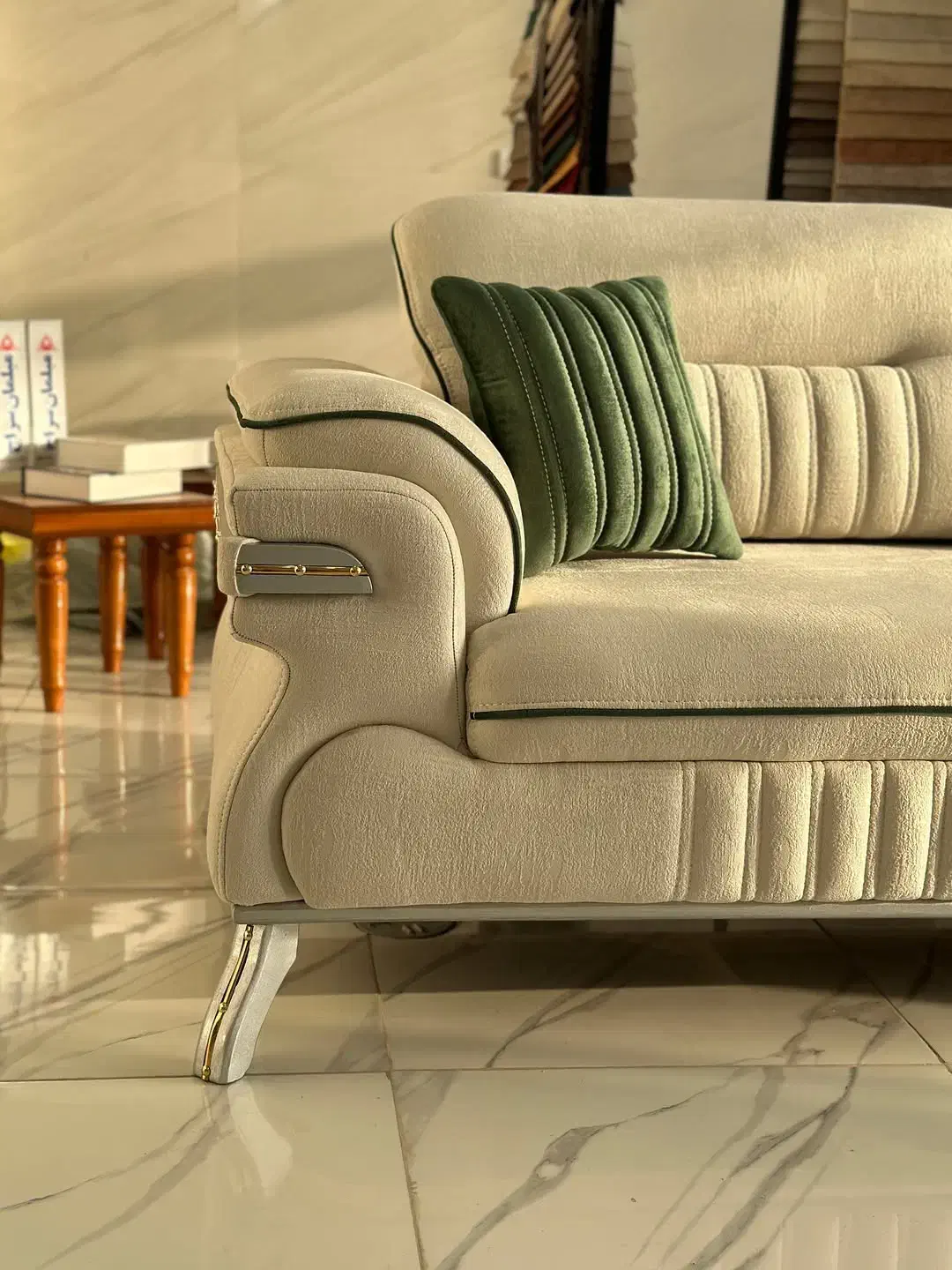 مبل لورنت ۸ نفره تخت شو|مبلمان خانگی و میز عسلی|قزوین, |دیوار