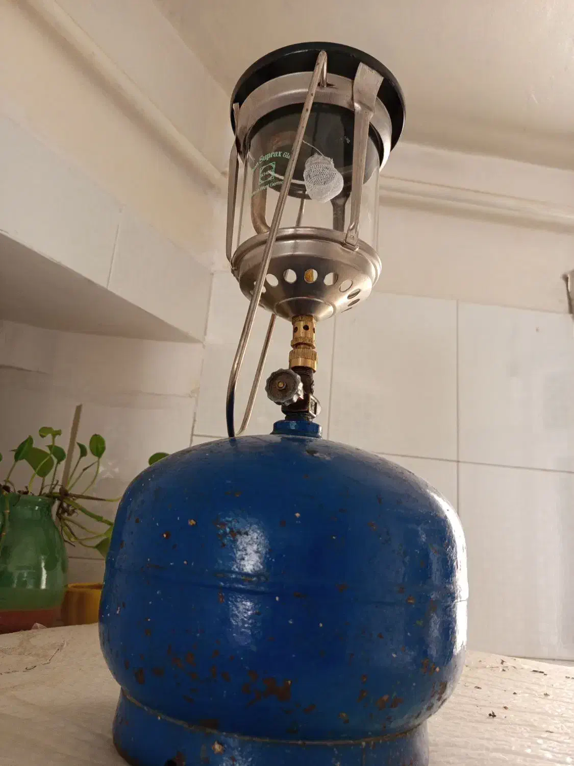 چراغ|لامپ و چراغ|همدان, |دیوار