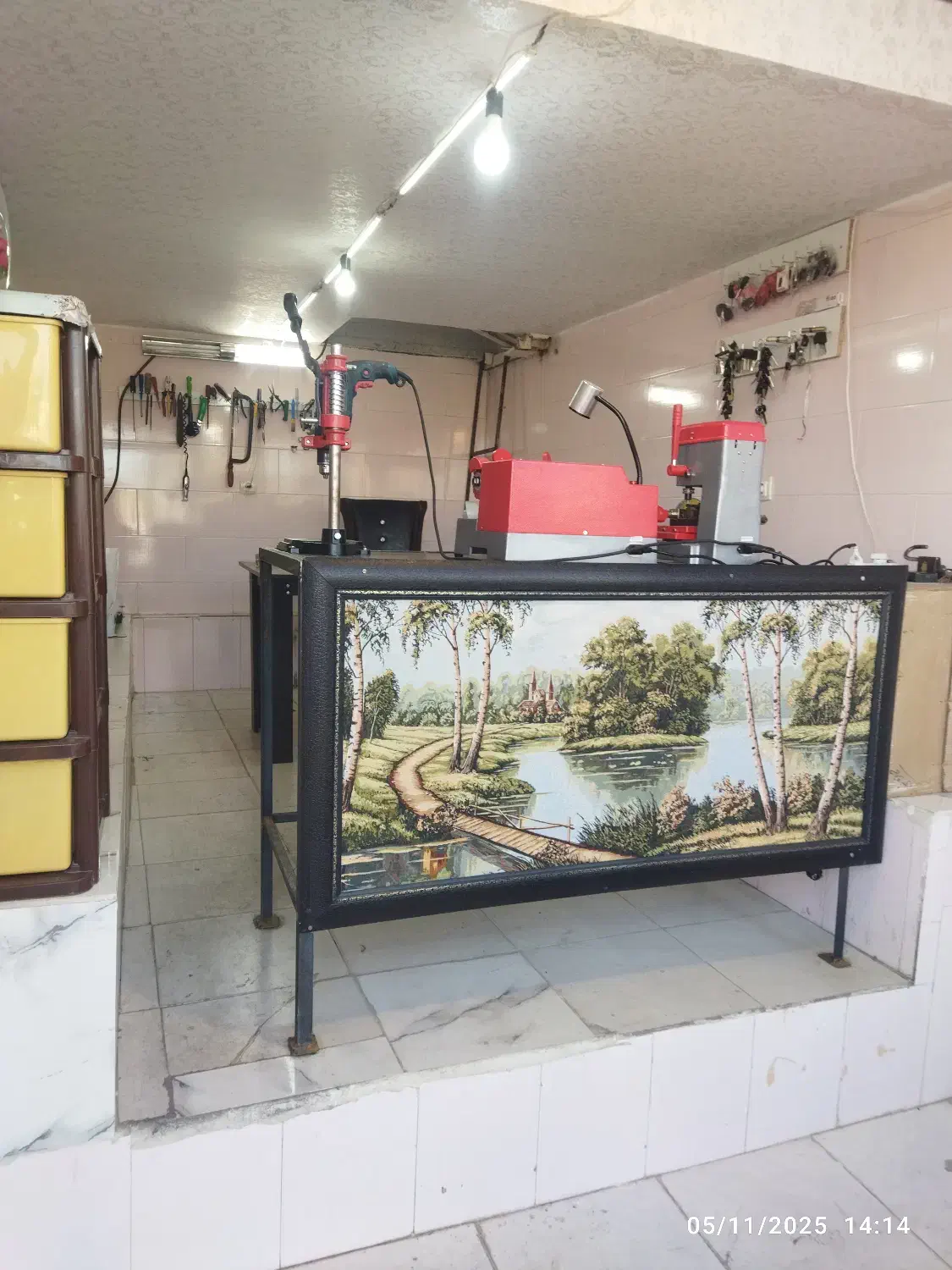 قفل و کلید سازی|خدمات پیشه و مهارت|ابهر, |دیوار