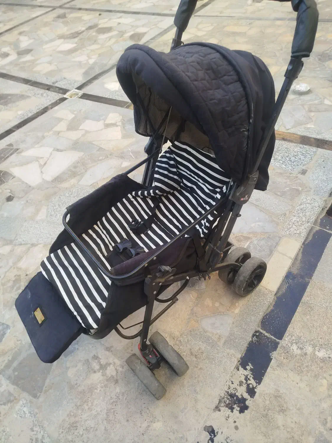 کالسکه تمیز و مرتب|کالسکه و لوازم جانبی|شاندیز, |دیوار