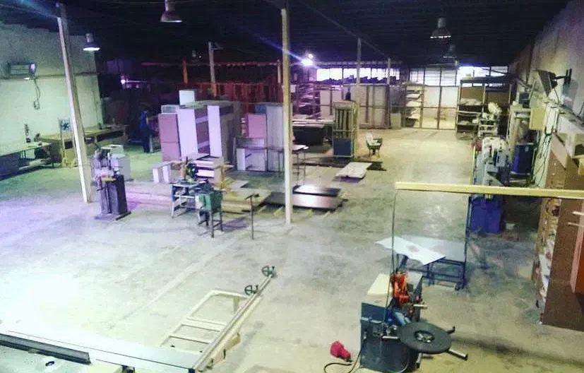 نیرو کار نقاش|استخدام صنعتی، فنی، مهندسی|عباس‌آباد, |دیوار