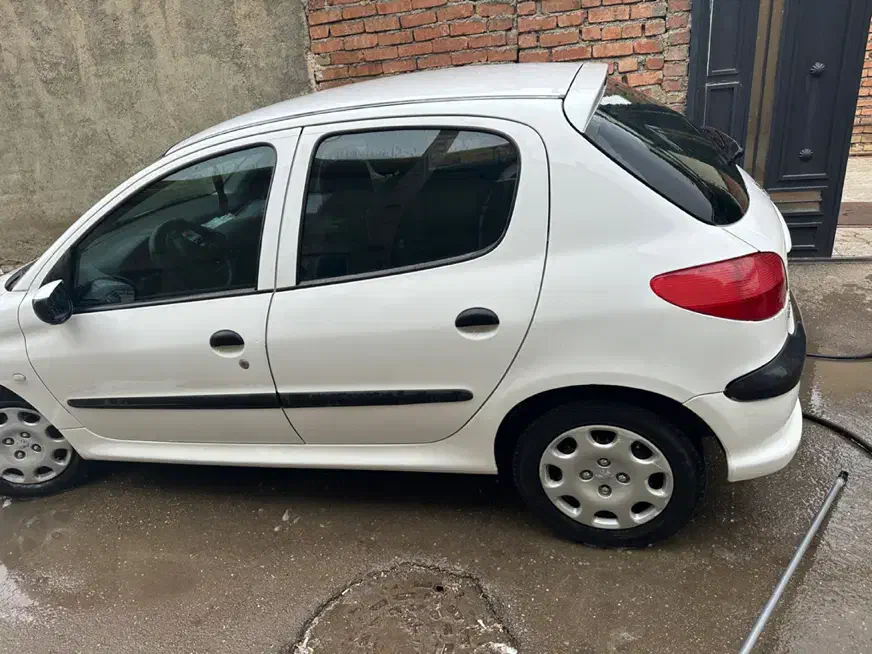 پژو ۲۰۶ درحد|خودرو سواری و وانت|بهار, |دیوار