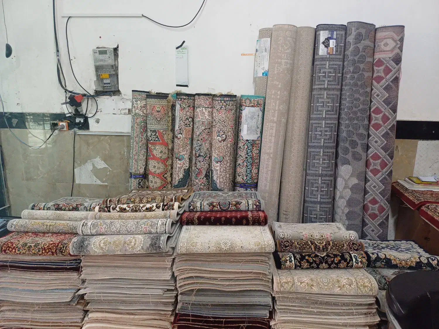 گلیم 6متری .کناره عرض 1.5طول 2.25 وپادری موجود|فرش|زاهدان, |دیوار