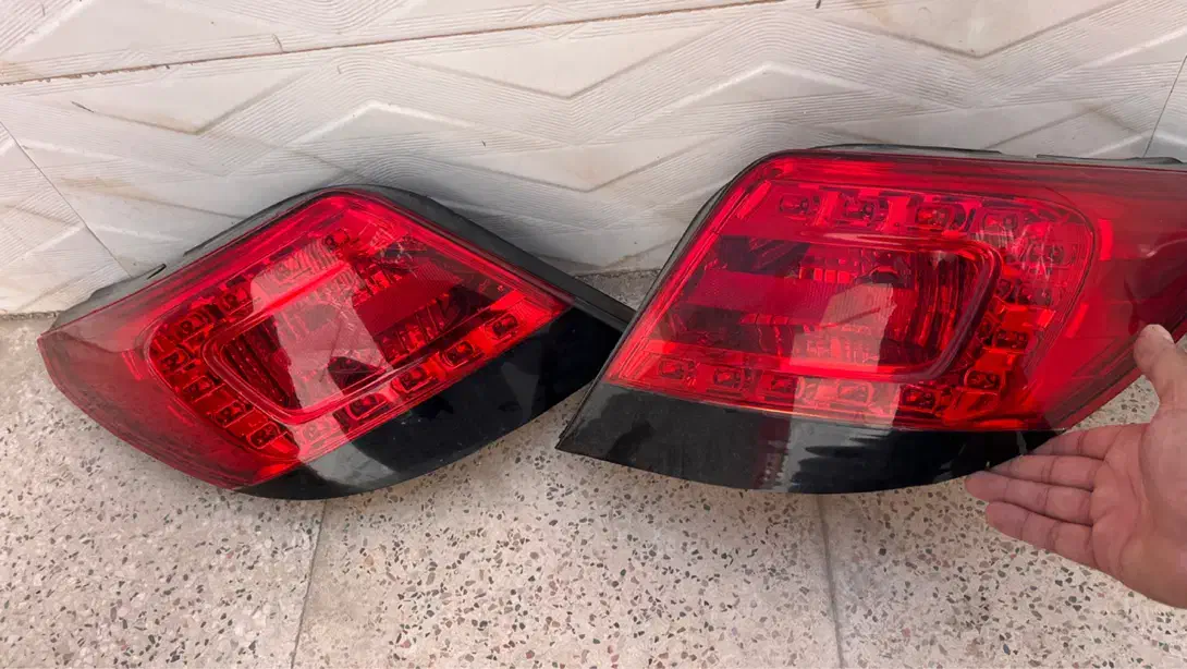 چراغ عقب و جلو دنا معمولی|قطعات یدکی و لوازم جانبی|اسلامشهر, مطهری|دیوار