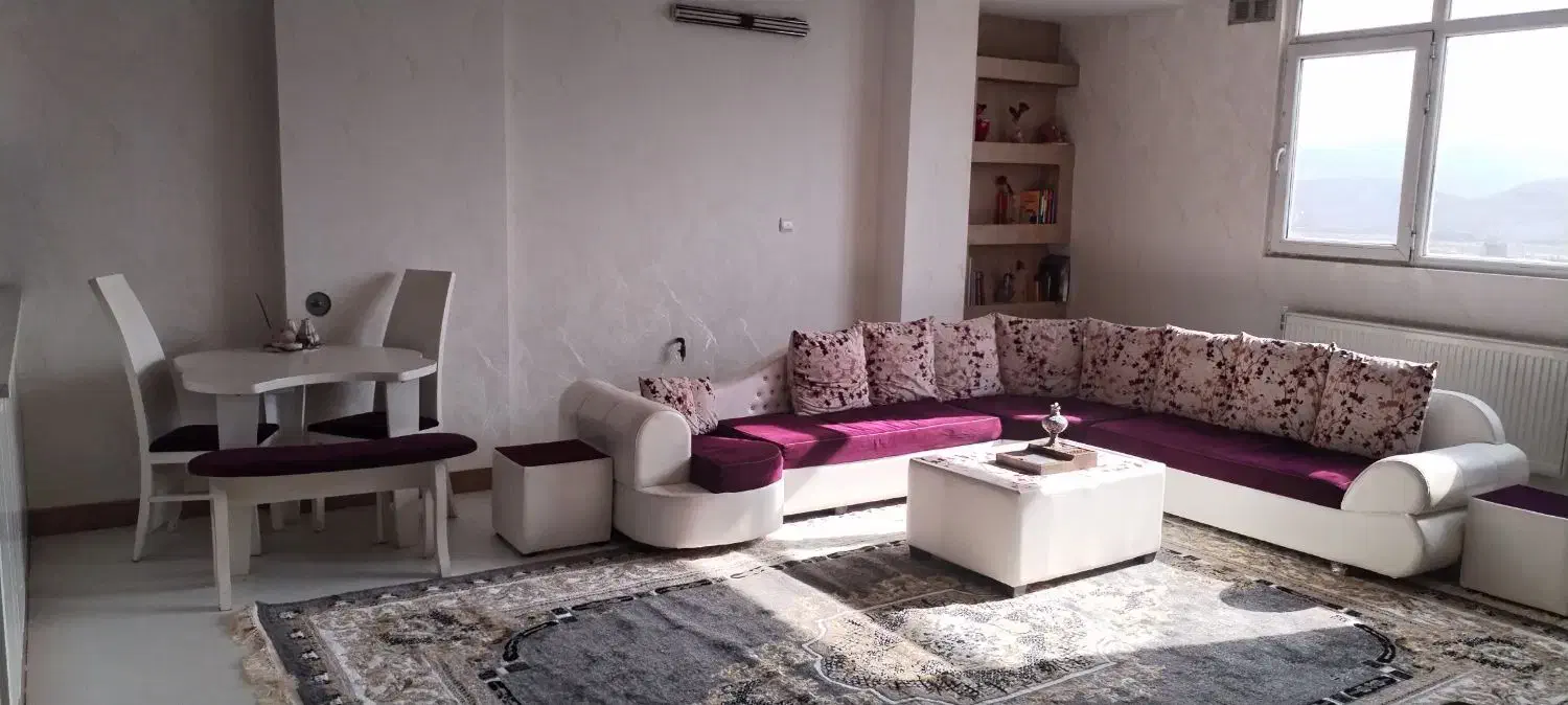 مبل 8 نفره به همراه میز ناهارخوری و عسلی|مبلمان خانگی و میز عسلی|صدرا-فارس, فاز ۱|دیوار