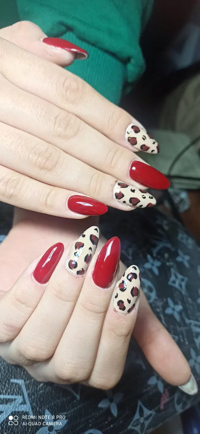 تخفیف ویژه شب یلدا برای خدمات ناخن|خدمات آرایشگری و زیبایی|شاهینشهر, خبرنگار|دیوار