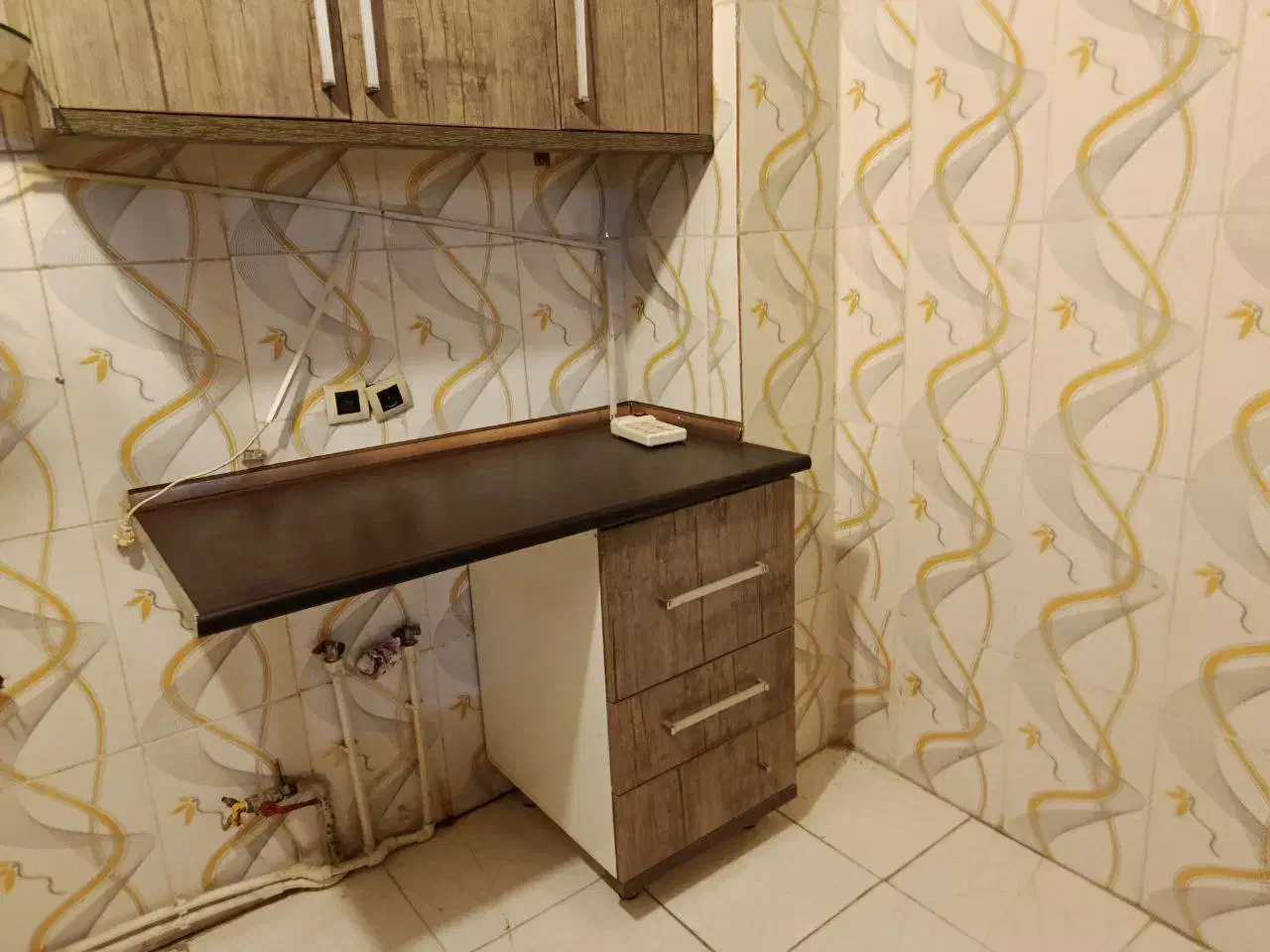 کابینت استوک|مصالح و تجهیزات ساختمان|سنندج, |دیوار