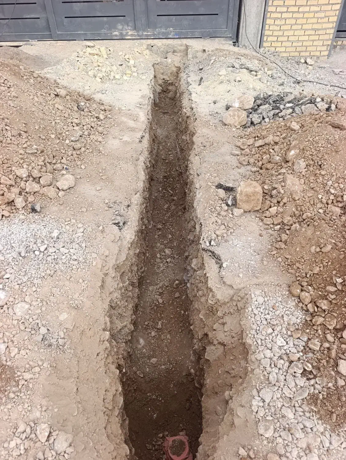 نیازمند کارگر شرکت آب و فاضلاب|استخدام معماری، عمران و ساختمانی|داراب, |دیوار