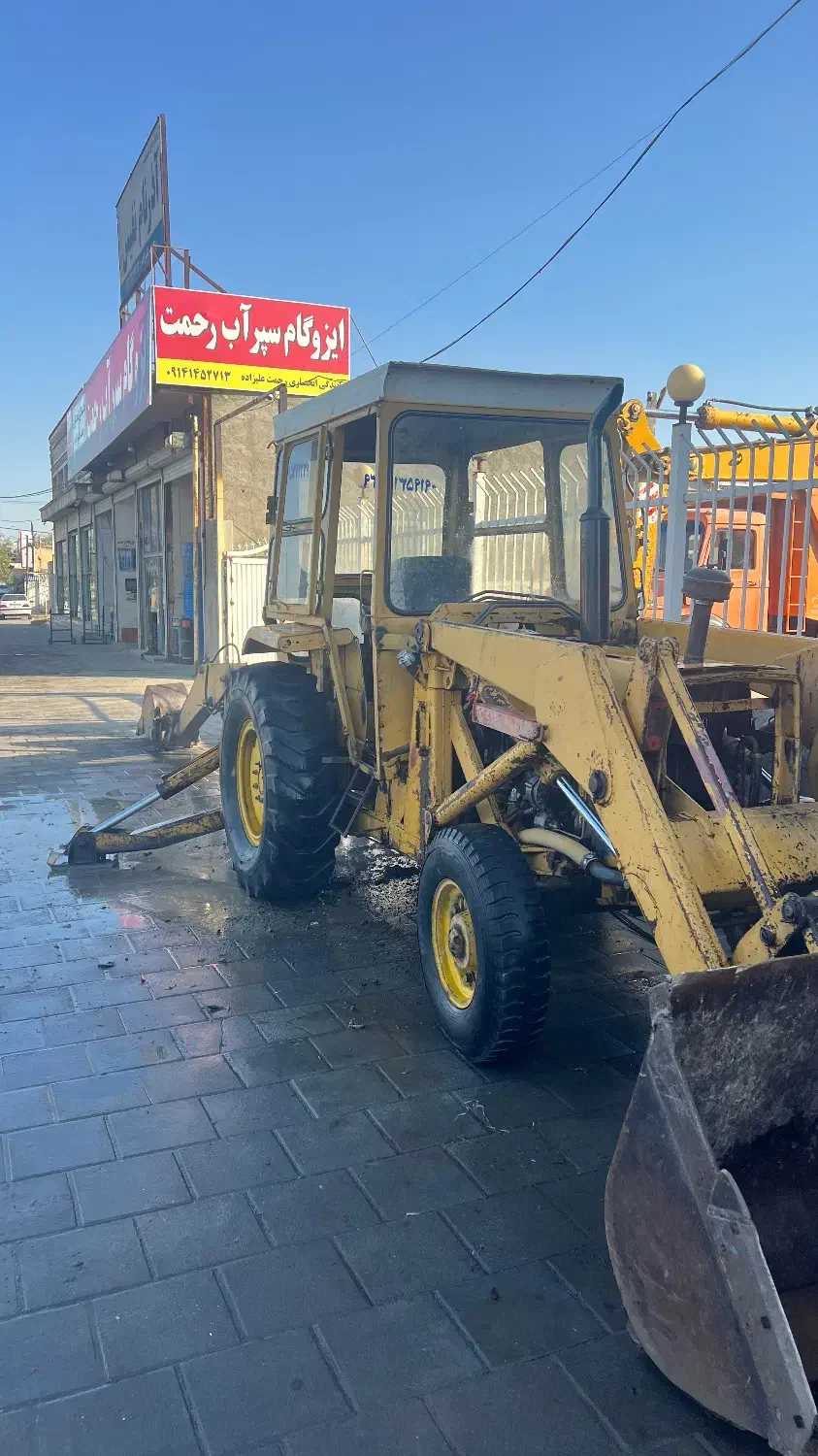 بیل بکهو‌مدل ۱۳۷۲|خودرو سنگین|اشنویه, |دیوار