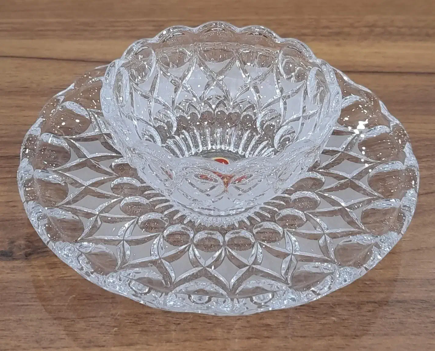 سرویس پذیرایی کریستال اصل درخشش بی‌نظیر|ظروف سرو و پذیرایی|رضوانشهر, |دیوار