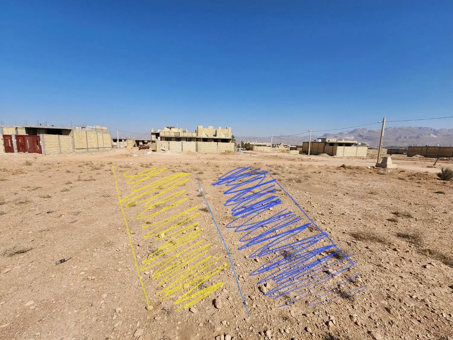 فروش ۲ قواره ۲۰۰ متری زمین شهرک صدرا|فروش زمین و ملک کلنگی|نی‌ریز, |دیوار