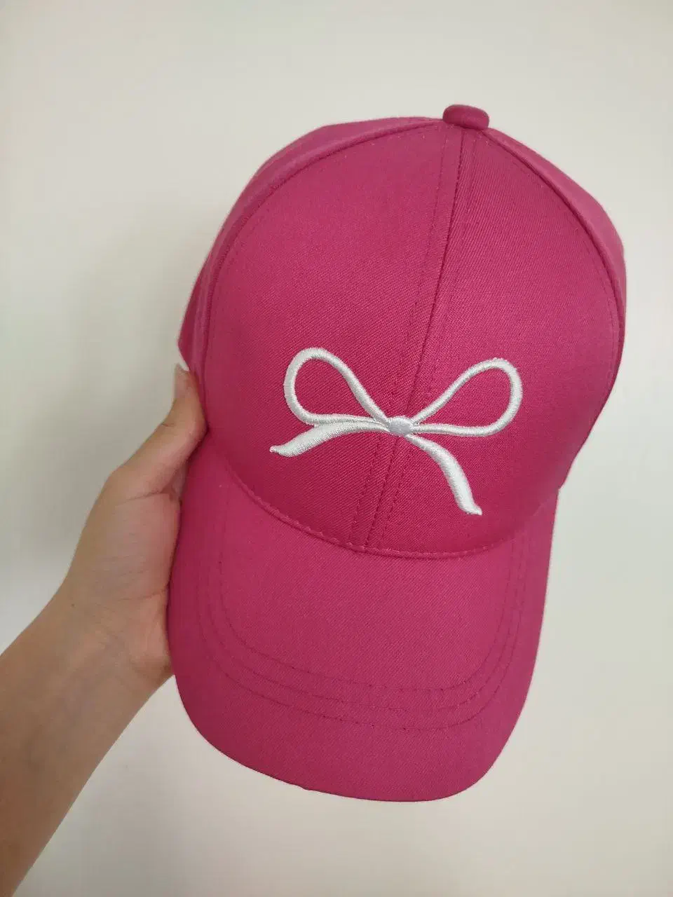 کلاه پاییونی|لباس|ساوه, |دیوار