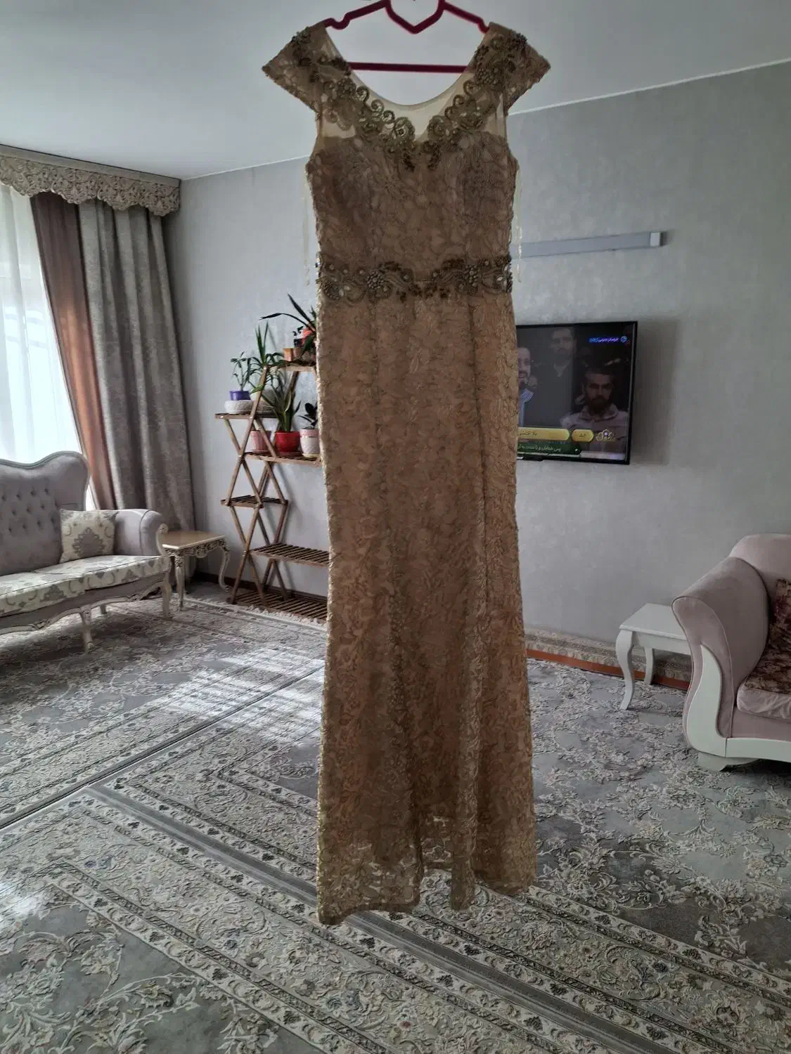 لباس مجلسی|لباس|پردیس, فاز ۱|دیوار